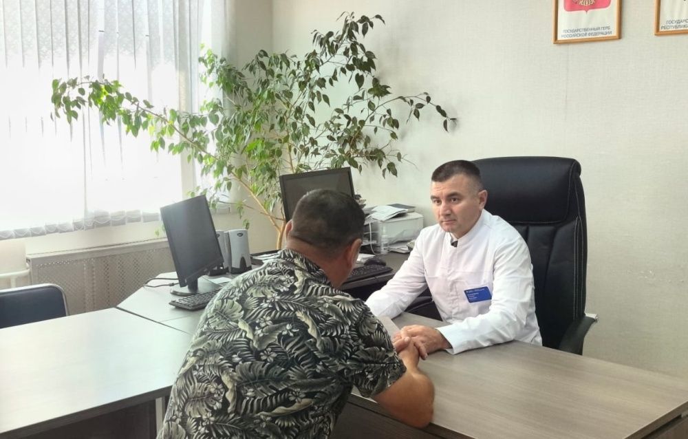Сегодня главный врач Балтачевской ЦРБ Салават Фаатович провел прием граждан