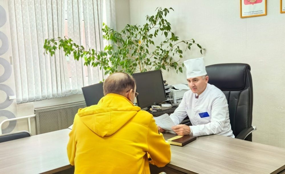 Сегодня главный врач Балтачевской ЦРБ Салават Фаатович провел прием граждан