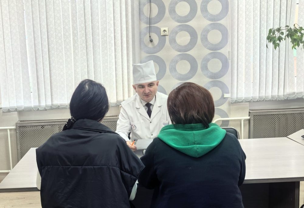 Сегодня главный врач Балтачевской ЦРБ Салават Фаатович провел прием граждан